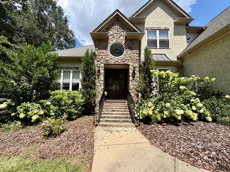 617 Lakeview Landing Rd — Photo 2