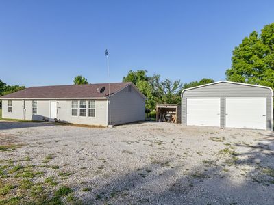 14000 E 1730 Road, Stockton, MO, 65785