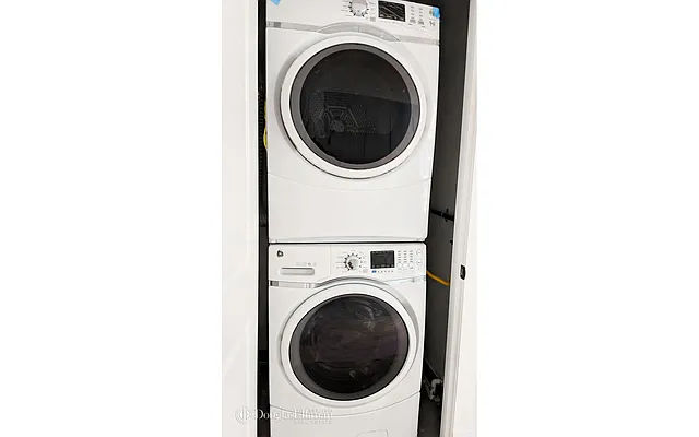 Rented by Douglas Elliman | media 16