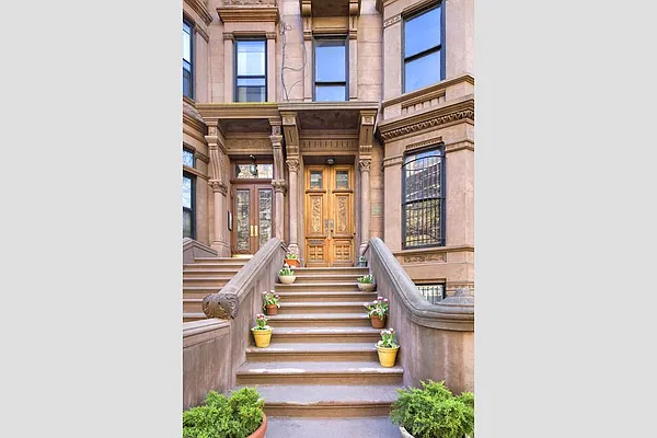 Sold by Stribling | media 25