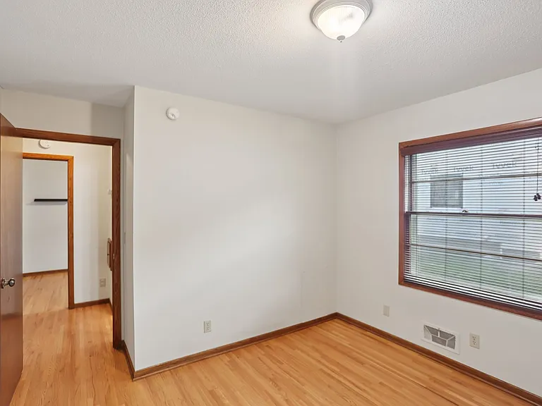 3705 Colorado Ave S — Photo 20
