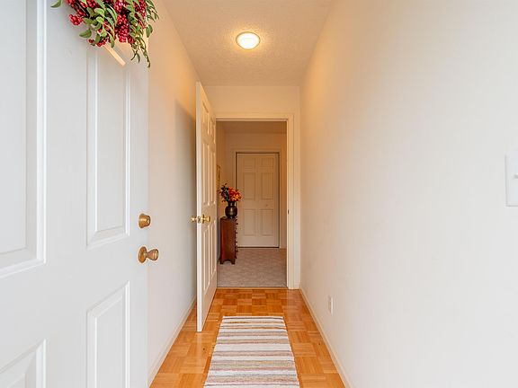 4th image of 155 Justin Ln