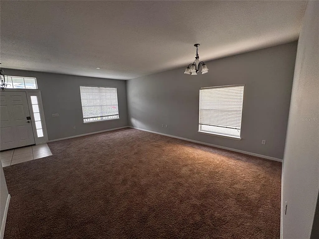 3 bed, 2.0 bath, 1822 sqft, $2,195 — Photo 4