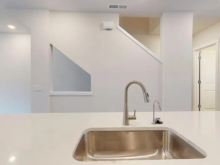 15992 NW Hosmer Ln — Photo 16