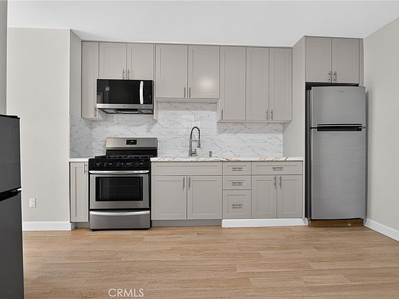 3rd image of 12448 Herrick Ave