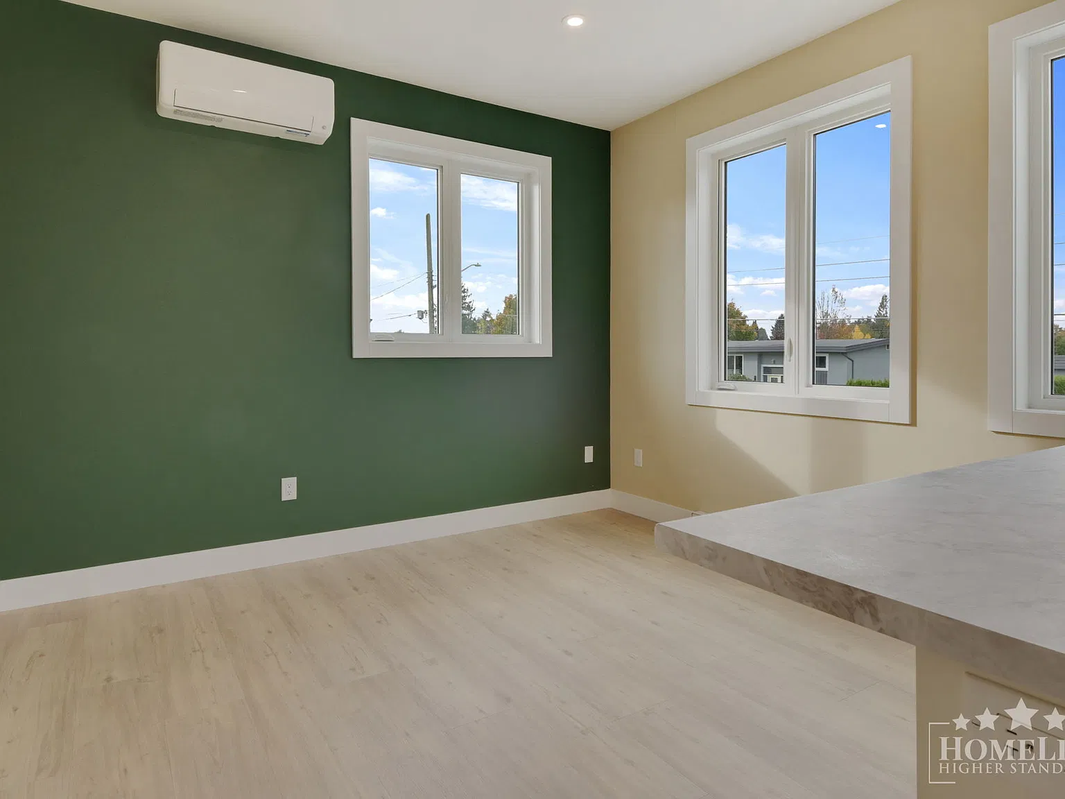 10340 Beverley Dr — Photo 3
