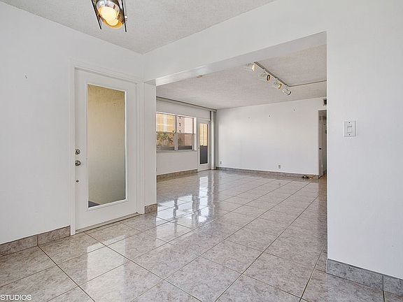 Access Wrap Around Balcony