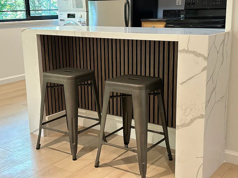 Breakfast bar