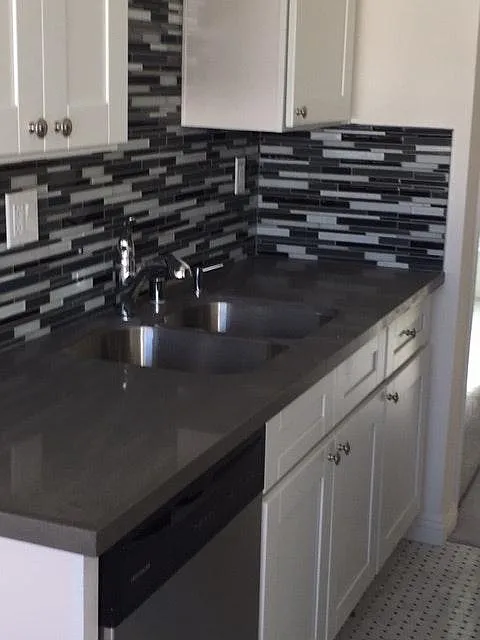 229 Bicknell Avenue — Photo 2