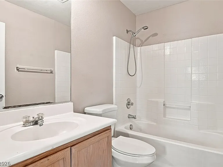 1915 Sundown Canyon Dr — Photo 24