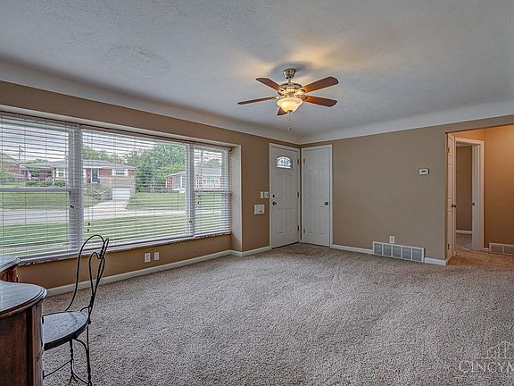 5th image of 5714 Juliemarie Ct