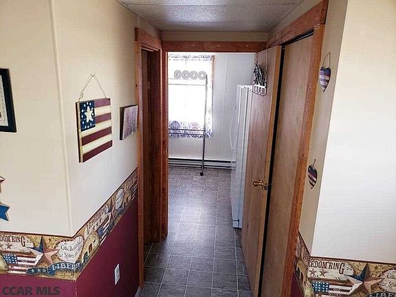 3rd image of 106 Hazel St