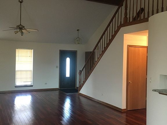2nd image of 321 Stafford Dr