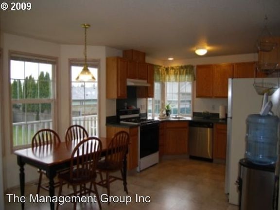 3rd image of 7624 NE 159th Ave