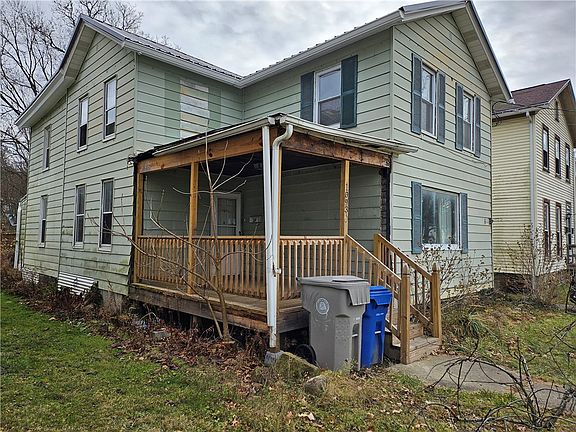 2nd image of 1093 S Main St