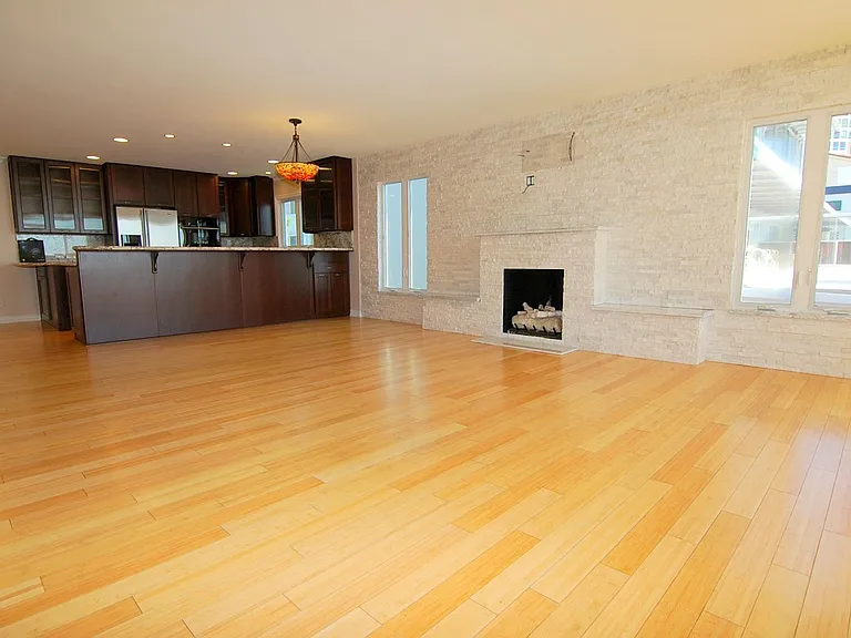 1174 E Ocean Blvd #12 — Photo 4