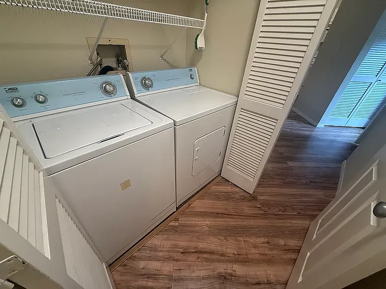 7405 Charmant Dr #1913 — Photo 15