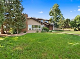 145 Huntington Pl, Colorado Springs, CO 80906