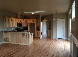 91 Hillview Ln #1, Eugene, OR 97408