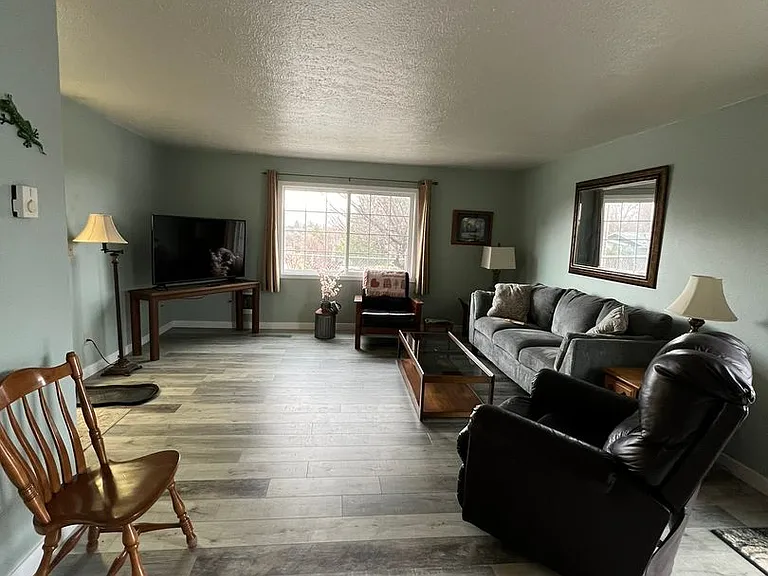 2121 N Eldorado Ave #1 — Photo 1