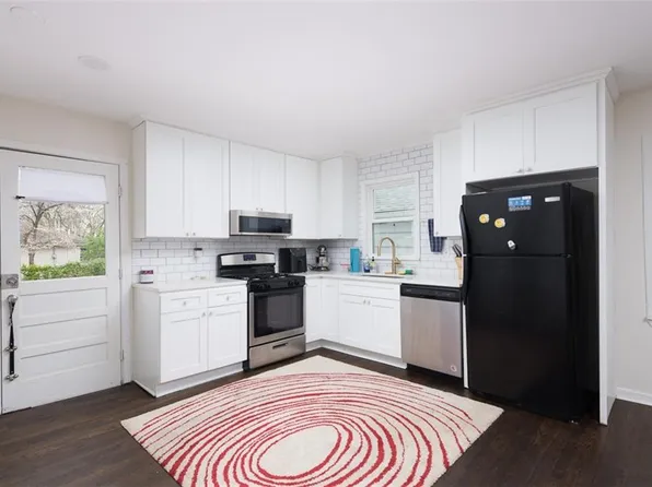 8600 E 78th Ter, Kansas City, MO 64138