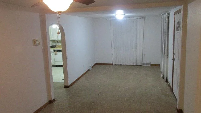Building Photo - 602 Boden St