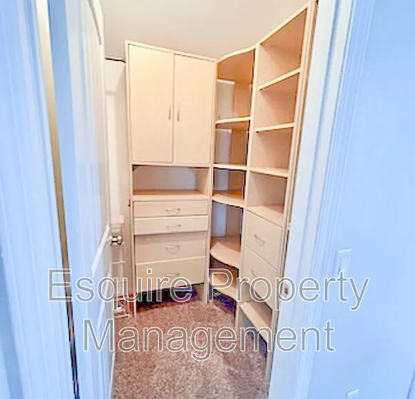 530 Owens River Dr #STUDIO — Photo 7