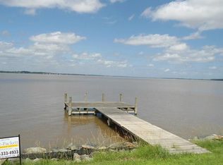 4032 Wellfords Wharf Rd, Warsaw, VA 22572