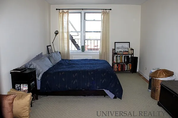 Sold by Universal Realty Group | media 13