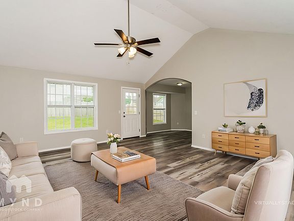 2nd image of 418 N Century Pl