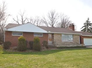 772 Hillside Rd, Seven Hills, OH 44131