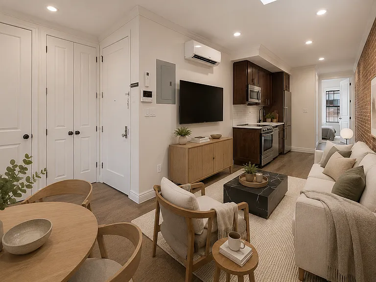 413 S 5th St #2L — Photo 2