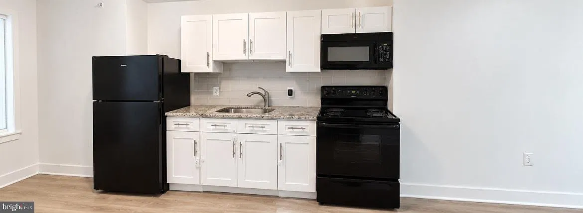 2 bed, 1.0 bath, 960 sqft, $1,300 — Photo 4