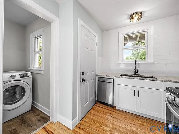 4th image of 2105 Clarke St