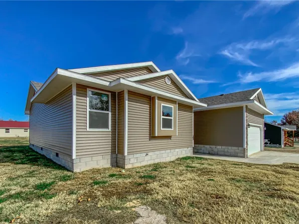 702 Mulberry St, Green Forest, AR 72638