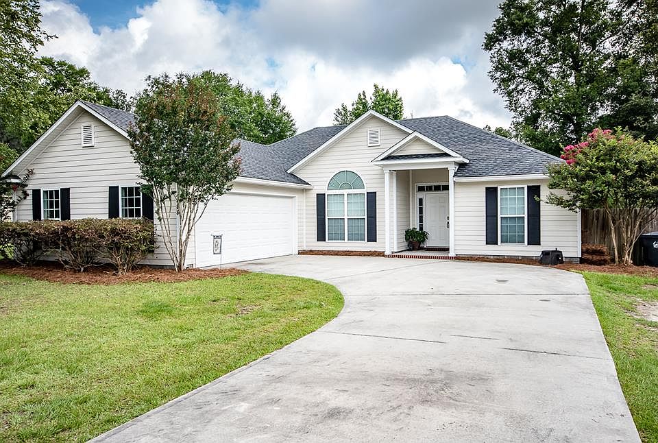 1st image of 4488 Country Oak Dr