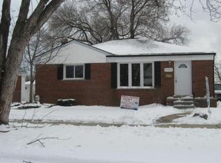 31264 Burton Saint, Saint Clair Shores, MI 48082