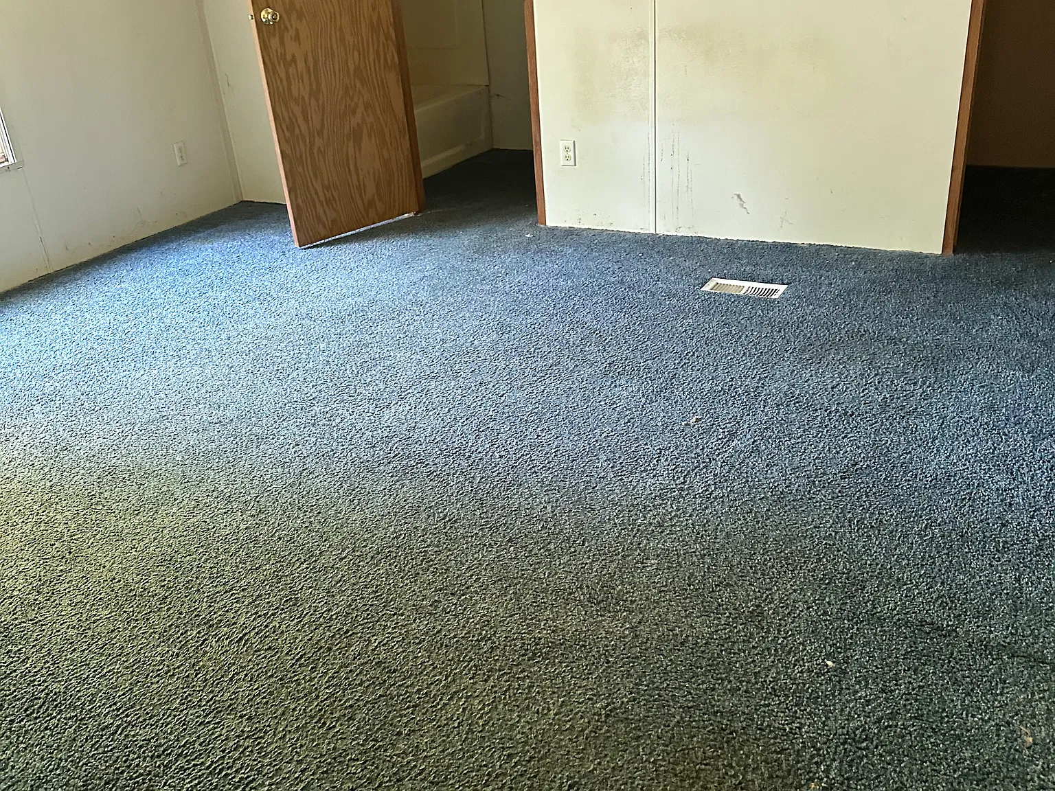 3 bed, 1095 sqft, $650 — Photo 3