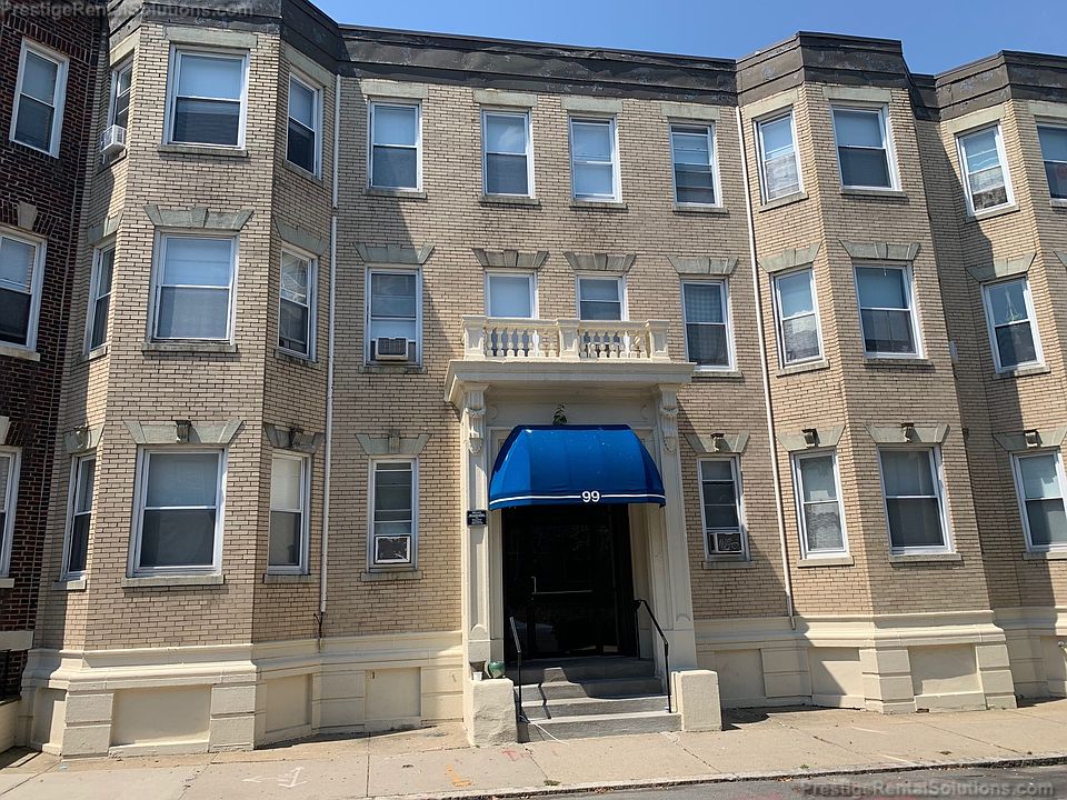 2nd image of 99 Gordon St #17