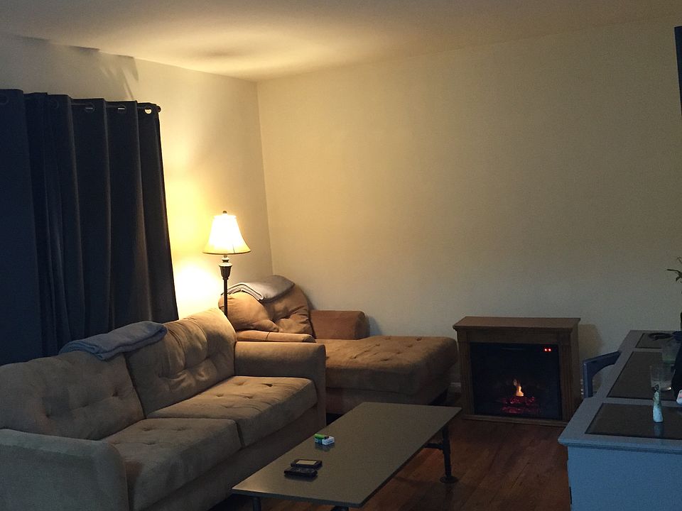 1st image of 938 Quincy Ave #2