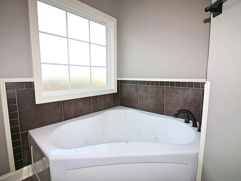 2279 Killington Dr — Photo 18