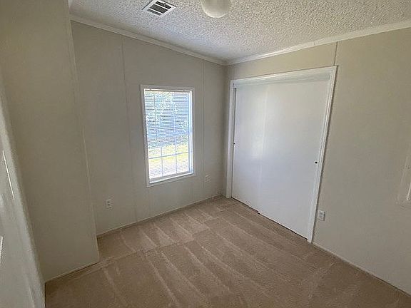 office or spare bedroom