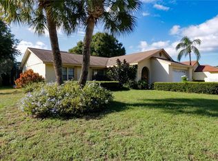 2733 Summervale Dr, Holiday, FL 34691