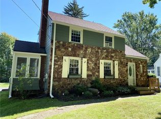 30 Shirley Ter, Rochester, NY 14626