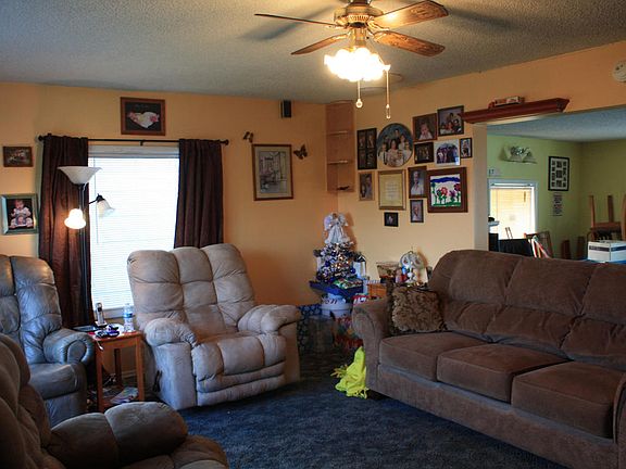 3rd image of 510 Elm Ave