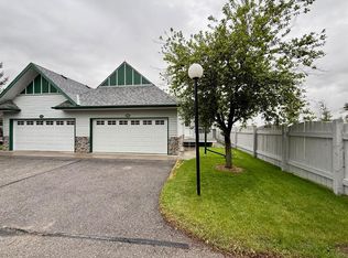 211 N Baker Creek Pl SW, High River, AB T1V1V6