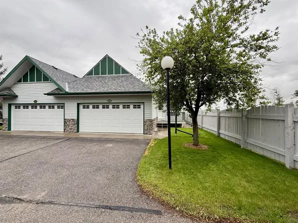 211 N Baker Creek Pl SW, High River, AB T1V 1V6