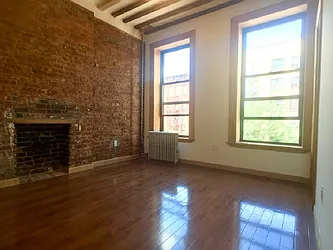 Rented by Citi Habitats