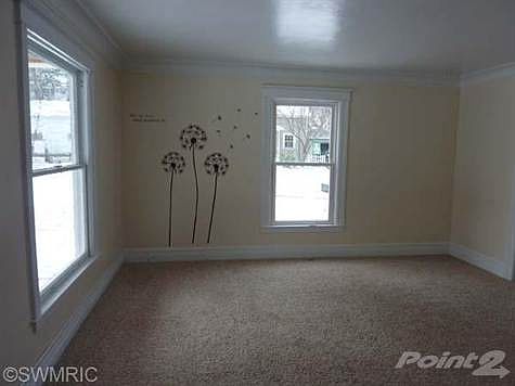 Spacious living room.