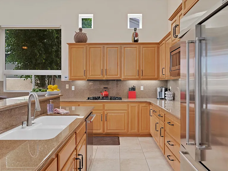 State of art new stainless steel appliances with full my stocked kitchen for all of your cooking and entertaining needs